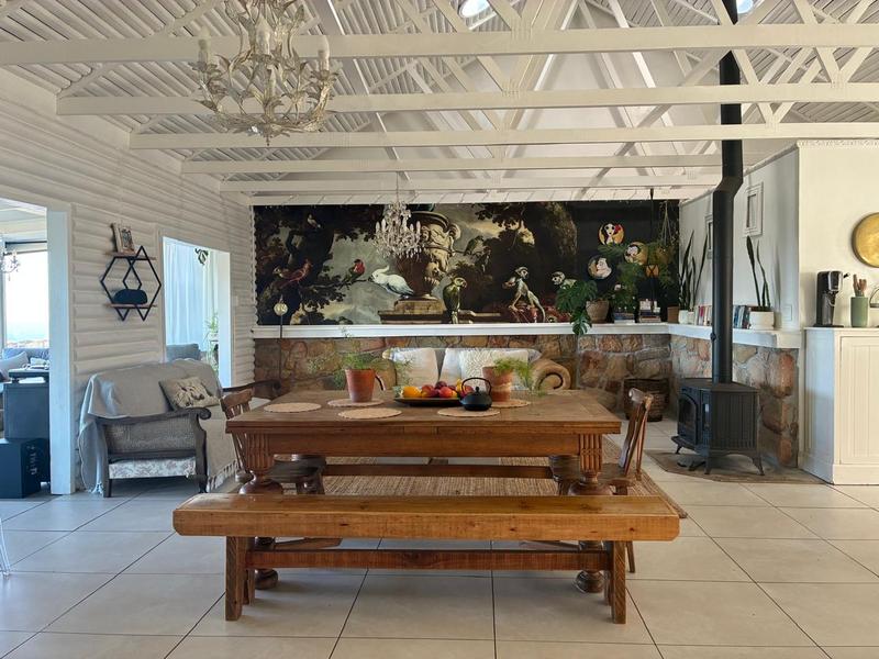 To Let 5 Bedroom Property for Rent in San Michel Western Cape